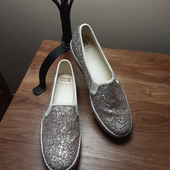 Keds Kate Spade  White & Gold Glitter Sneaker Wome - Picture 5 of 10